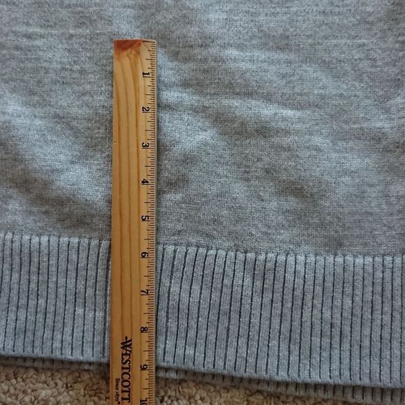 Michael Michael Kors gray short sleeve  Sweater W/ silver Chain - Picture 7 of 12